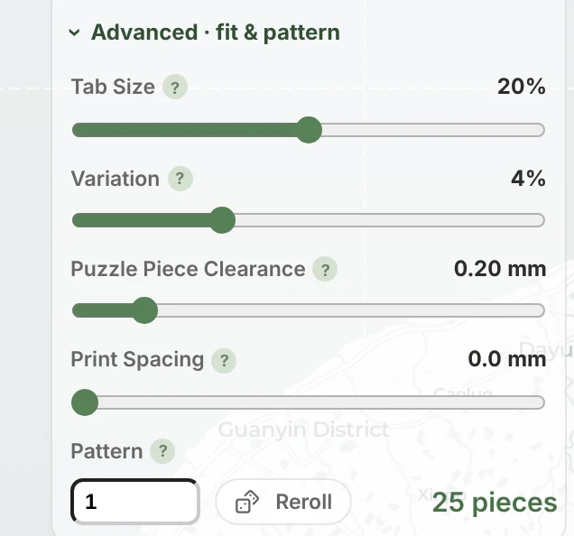 The Advanced fit and pattern settings of the puzzle: Tab Size, Variation, Puzzle Piece Clearance, Print Spacing and Pattern with Reroll